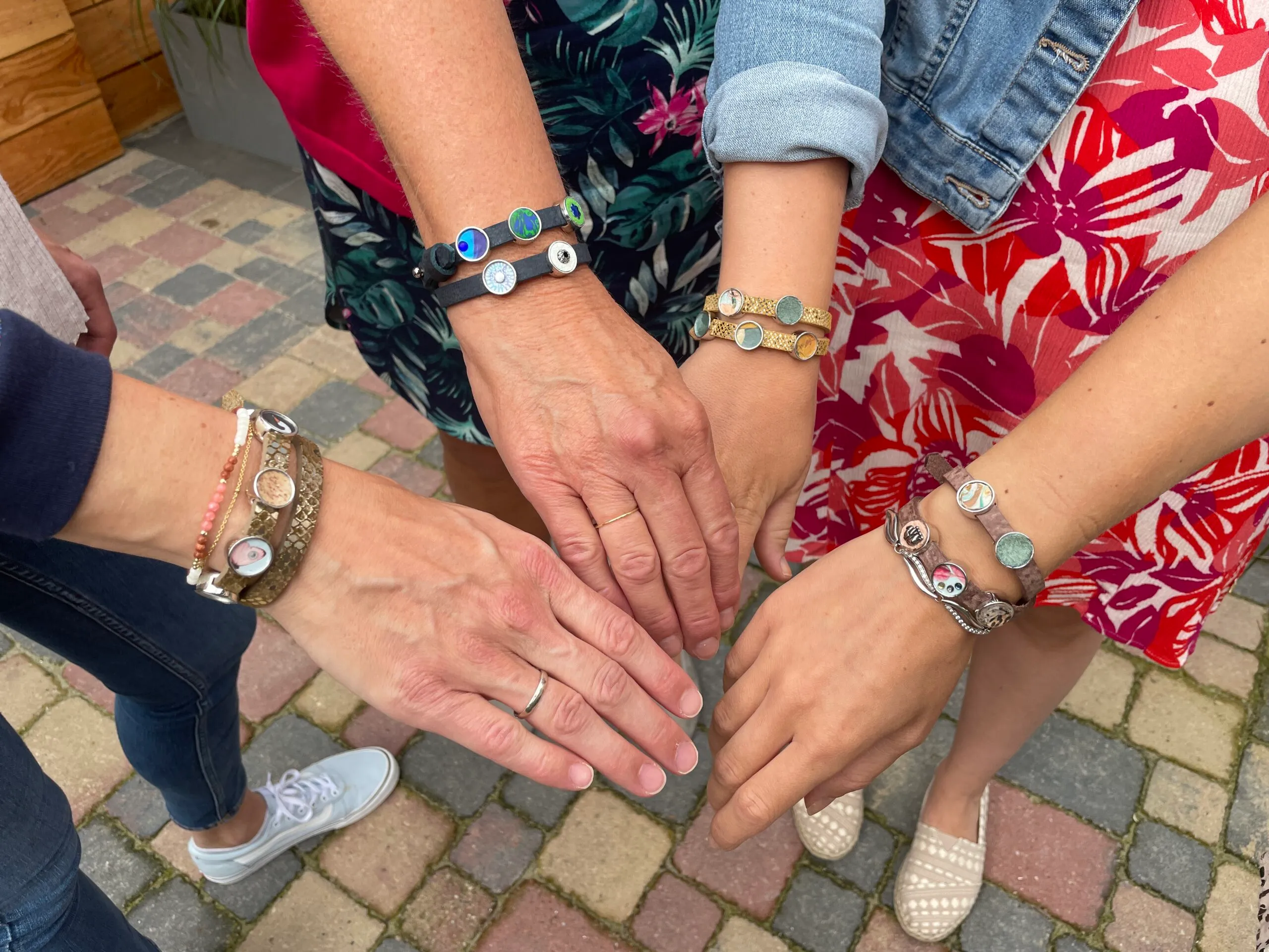 Workshop leren armbanden bij Ela Sieraad